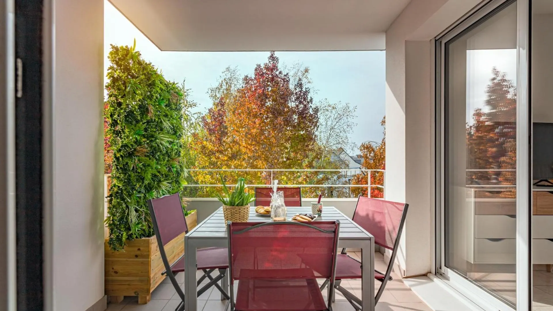 Appart Cosy Avec Grand Balcon Et Parking Privatif Lorient