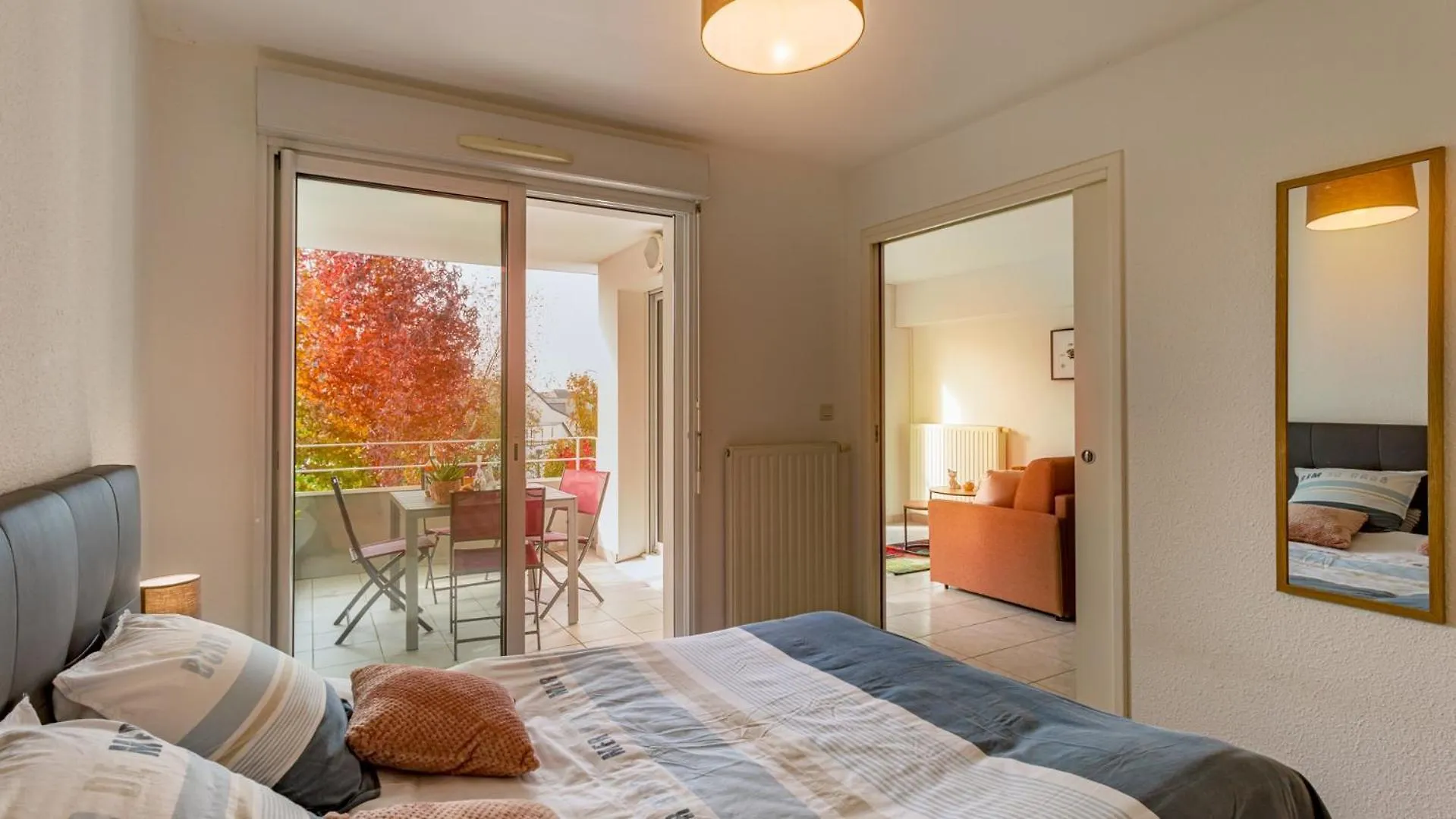 Appart Cosy Avec Grand Balcon Et Parking Privatif Lorient Apartment